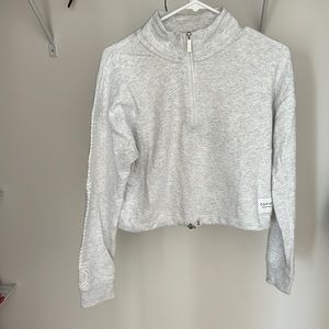 Cropped Calvin Klein Quarter Zip